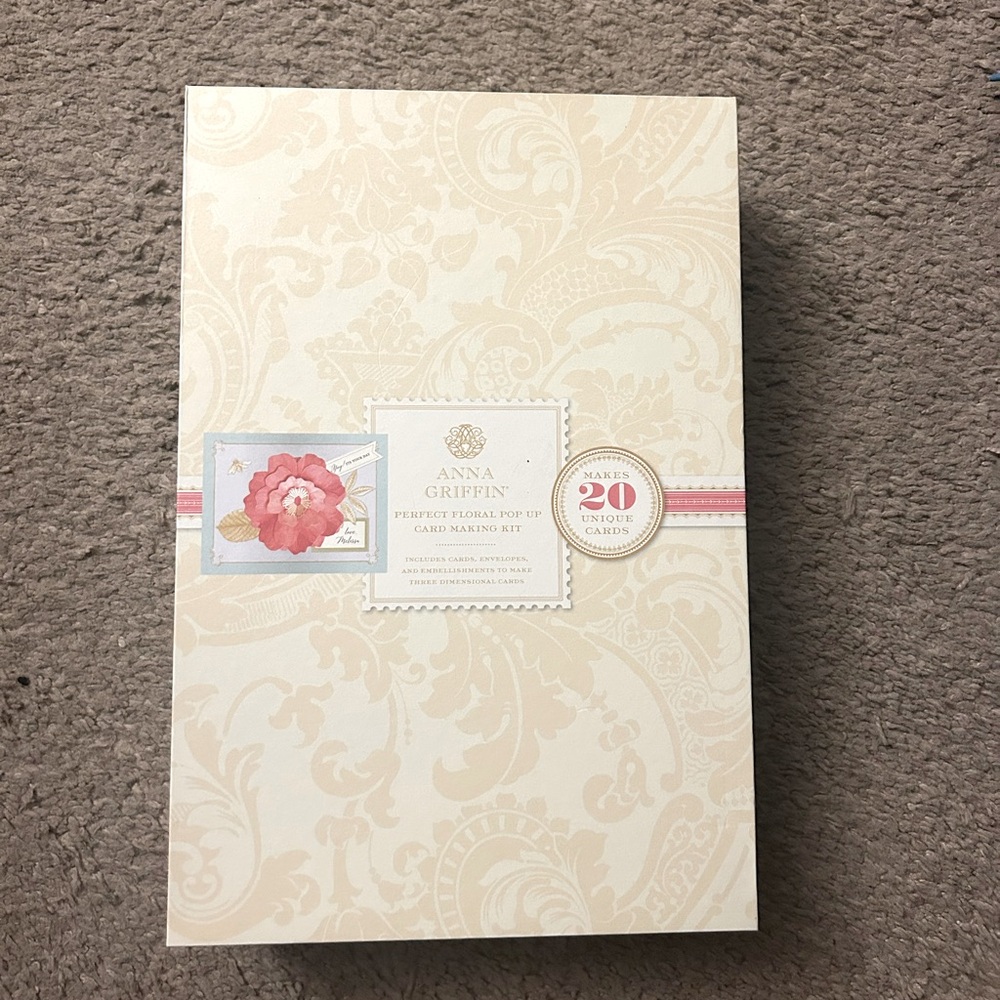 Anna Griffin – perfect floral pop-up card making kit ￼